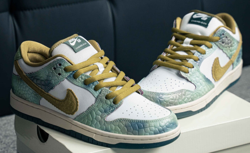 Nike dunks AG & W
