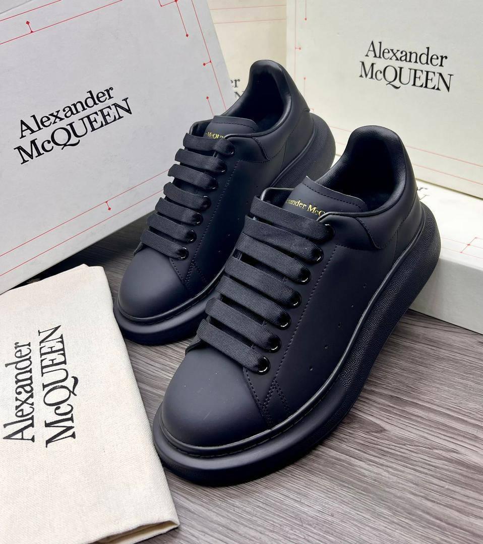 Alexander McQueen Stylish Skateboarding Shoes Men