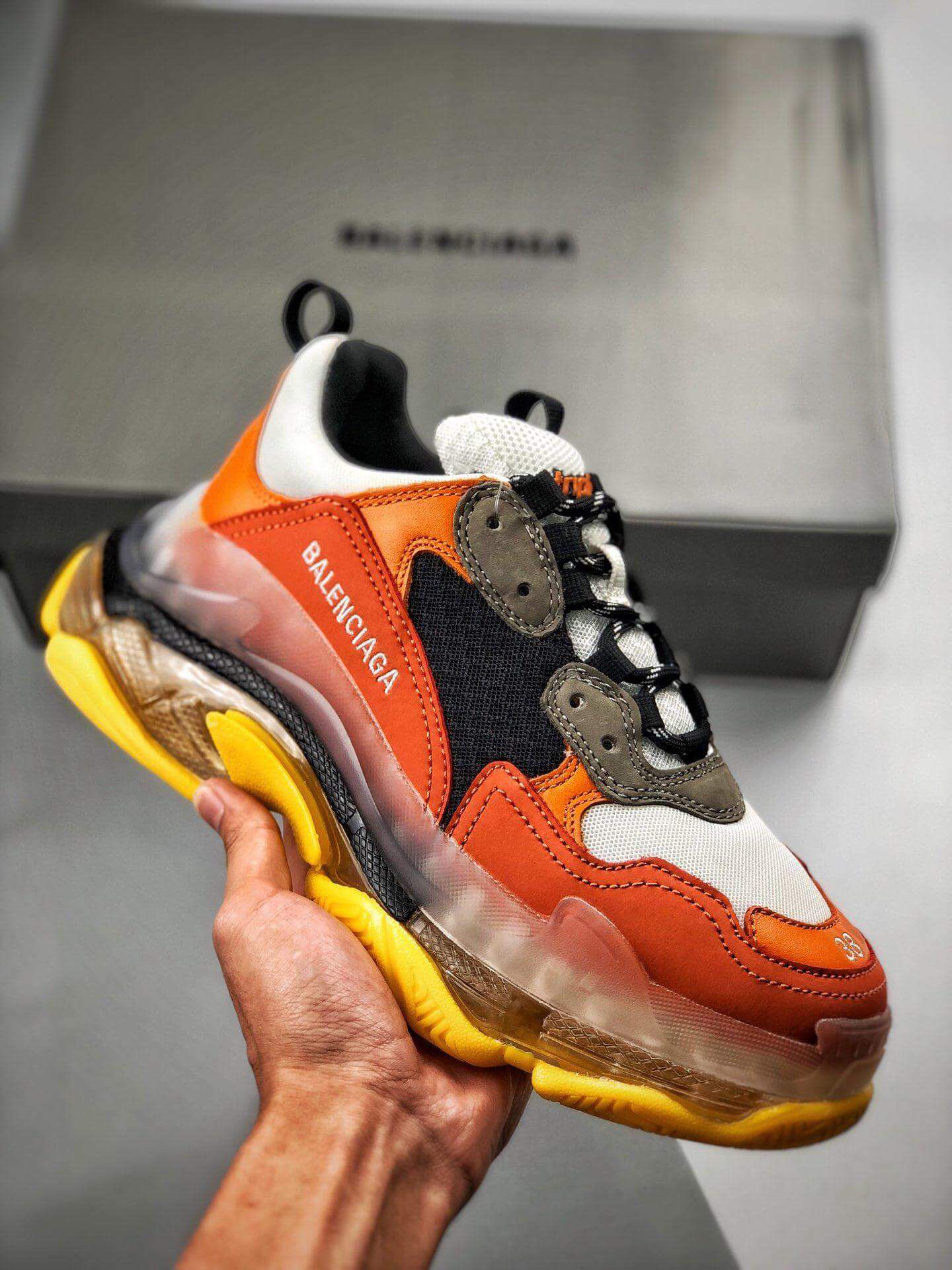 BALENCIAGA Triple S 3.0 Low Top Sneakers