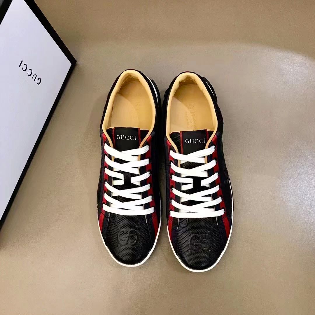 GUCCI SNEAKERS