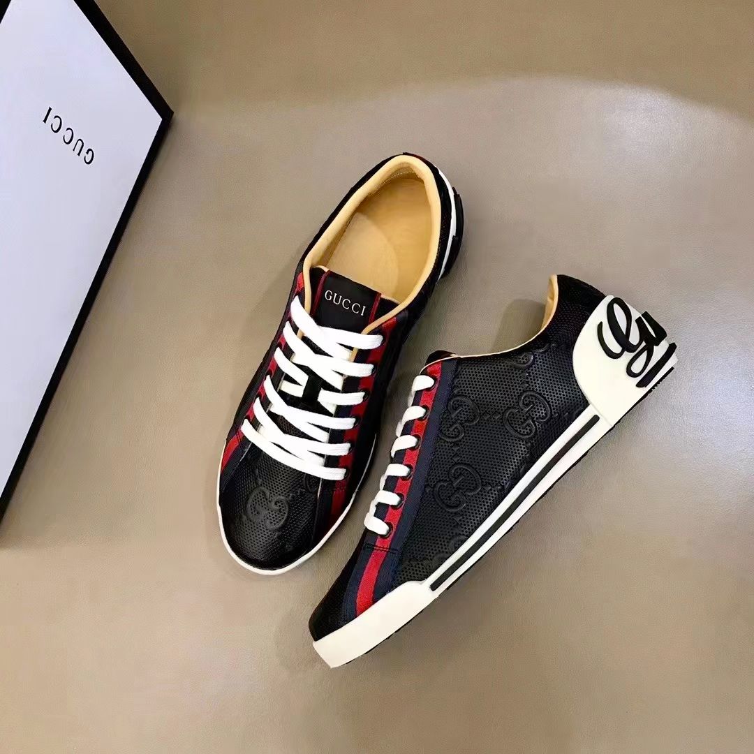 GUCCI SNEAKERS