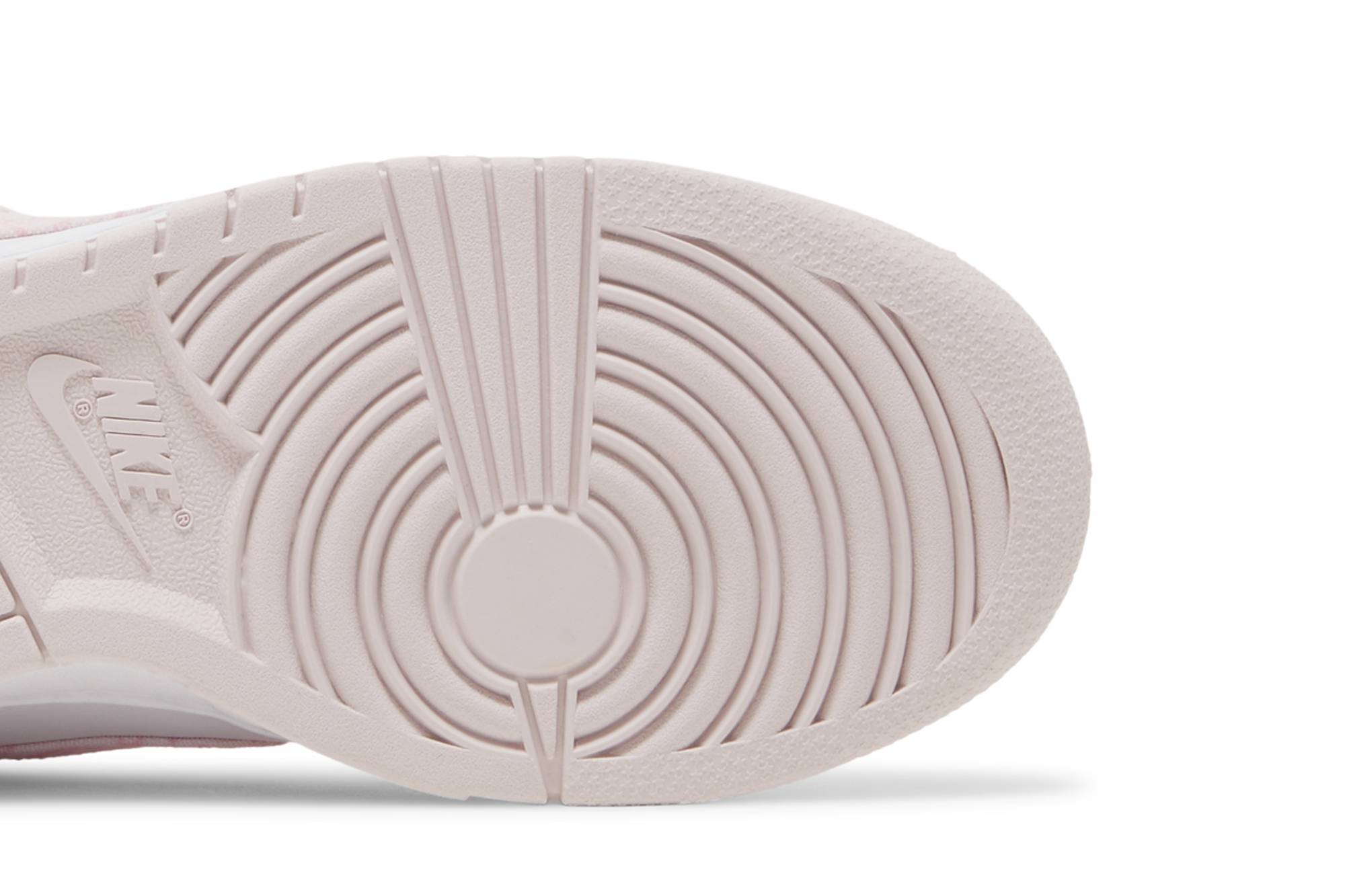 NIKE DUNK LOW ‘PINK PAISLEY’