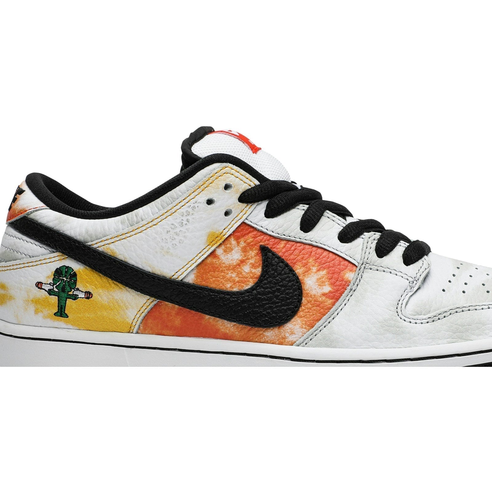 NIKE SB DUNK LOW ‘TIE-DYE RAYGUN – WHITE’