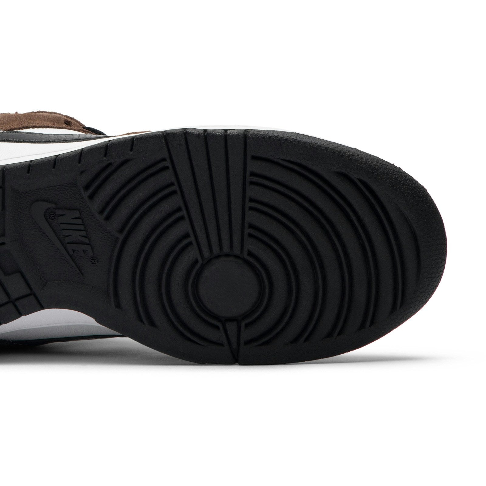 NIKE SB DUNK LOW PRO ‘TRAIL’